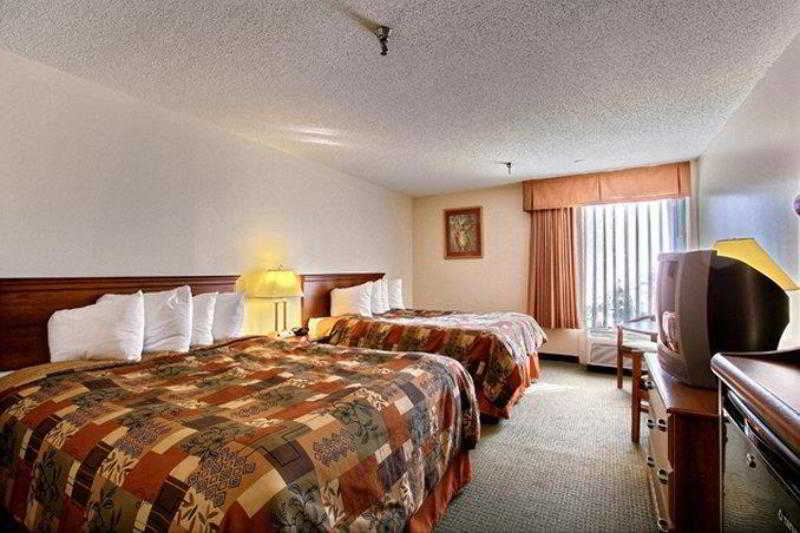 Days Inn & Suites By Wyndham Mt Pleasant Mount Pleasant Pokoj fotografie